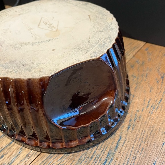 📍Vintage Cake Bowl with Lid – Céramique de Beauce for Vachon (Quebec) - Picture 8 of 14